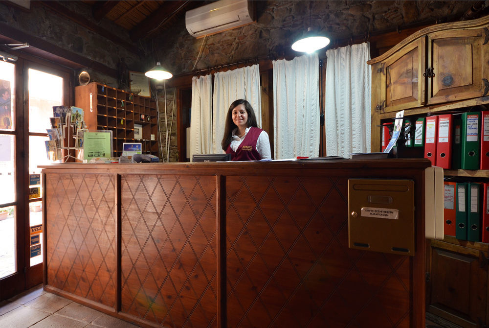 Linos Inn カコペトリア エクステリア 写真